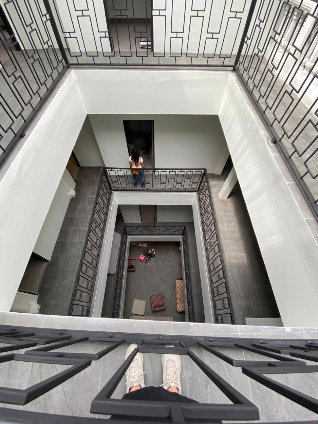 Hidden Dragon X Yaowarat Road Apartment Bangkok Bagian luar foto
