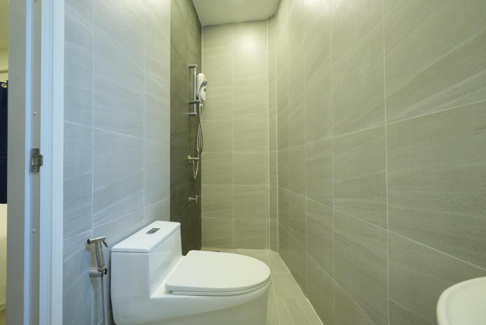 Hidden Dragon X Yaowarat Road Apartment Bangkok Bagian luar foto